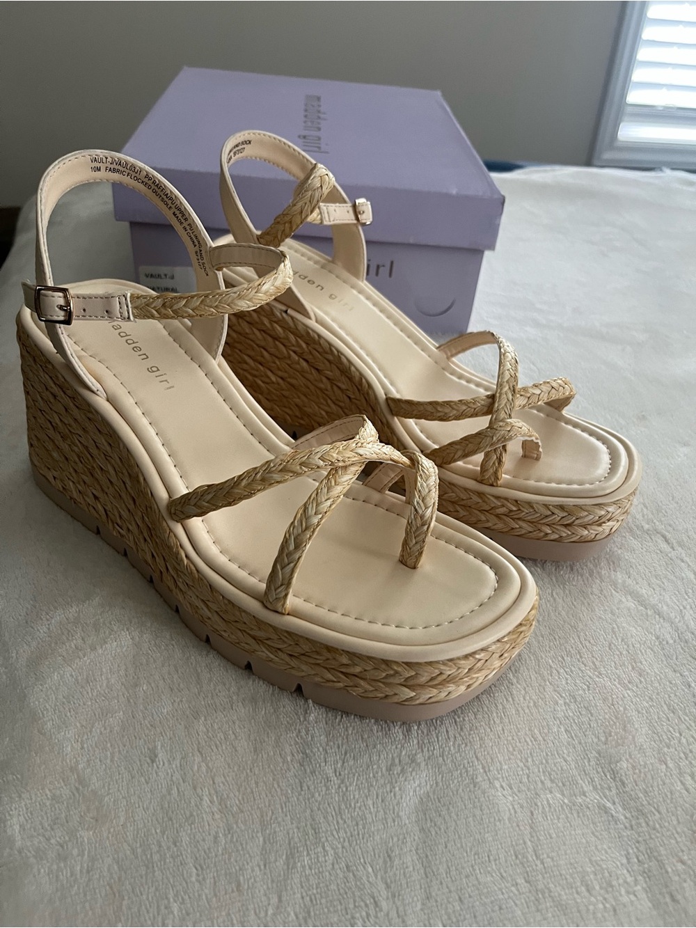 NWB Madden Girl Natural Vault-J Wedge Sandals - Sz 10
